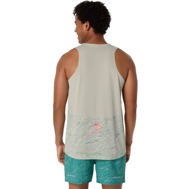 Asics Herre Singlet Fujitrail 2XL Meget komfortabel løpesinglet - WhSa 