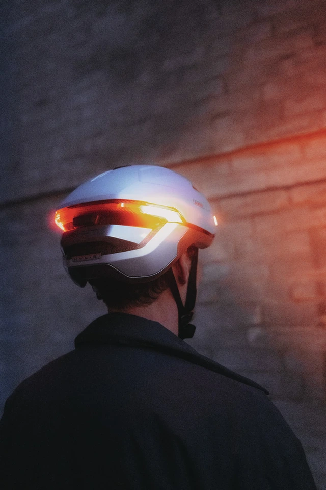 Abus Sykkelhjelm Hyp-E L Toppmoderne hjelm med lys - Volcano Tit 