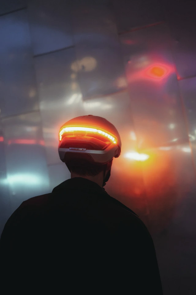 Abus Sykkelhjelm Hyp-E L Toppmoderne hjelm med lys - Volcano Tit 