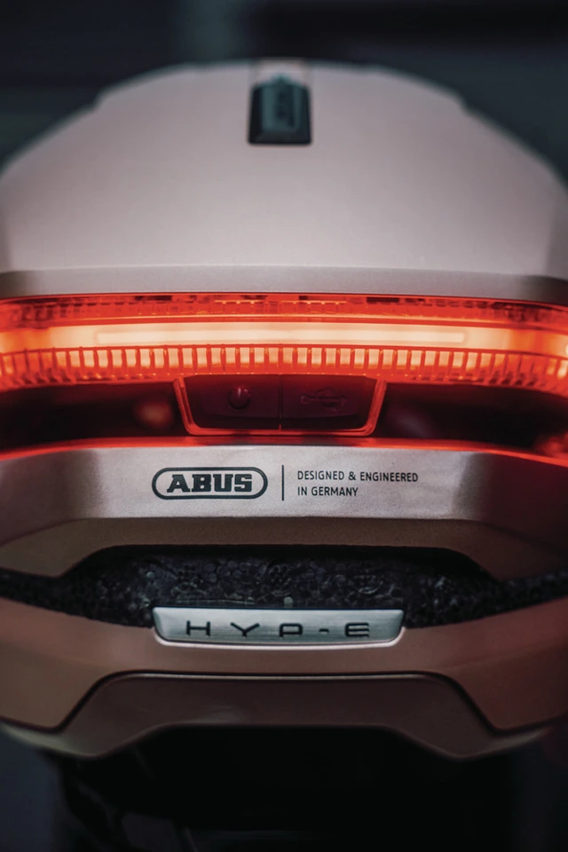 Abus Sykkelhjelm Hyp-E M Toppmoderne hjelm med lys - Volcano Tit 