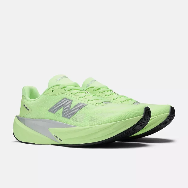 New Balance FuelCell Rebel v5 37 Lett løpesko for korte og lange turer 