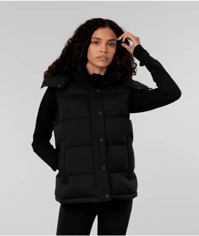 Johaug Dunvest Escape S Stilig og varm dunvest - CBLCK 