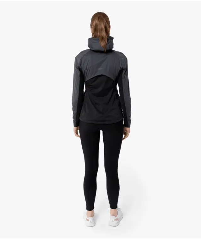 Johaug Jakke Concept 2.0 M Concept 2.0 softshell med isolasjon -INK 