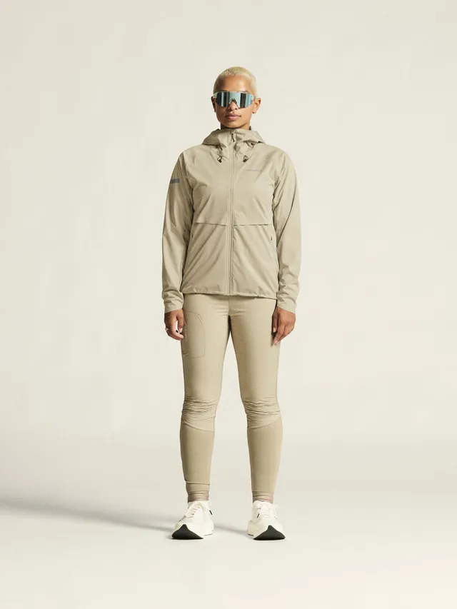 Craft W Jakke Pro Hydro 3 L Løpejakke med solid værbeskyttelse - Hay 