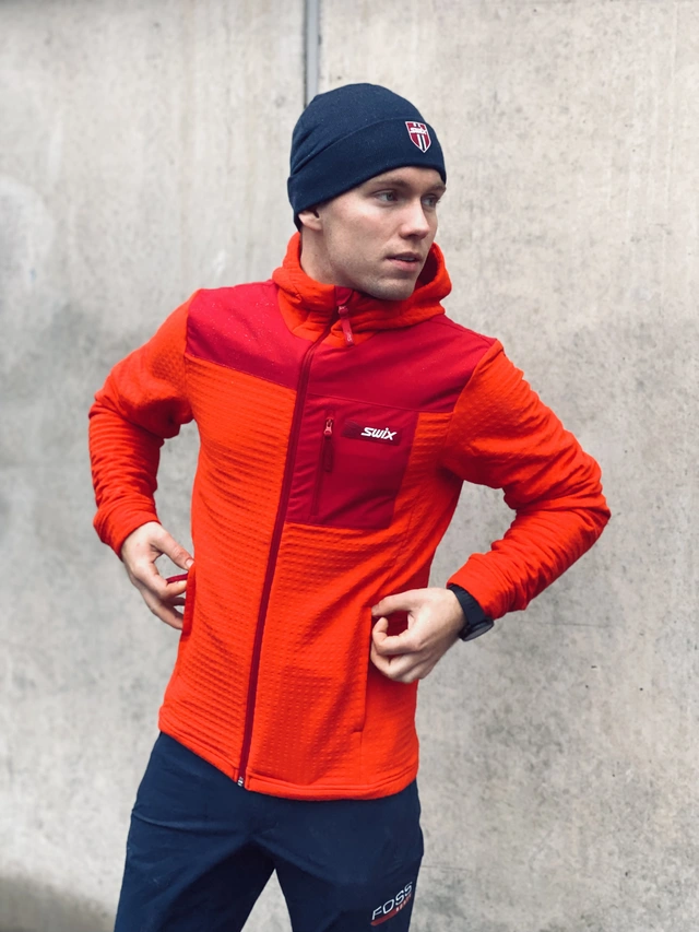 Swix Jakke Surmount Stormfleece Hood XL Allsidig og varm fleecejakke Fiery Red 