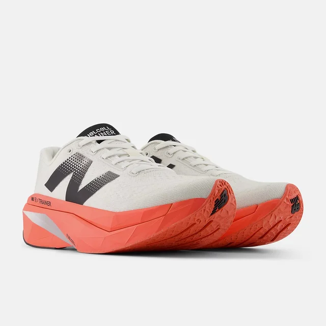 New Balance FC SuperComp Trainer v3 44,5 Mengdetreningssko for maraton M - UrgRd 