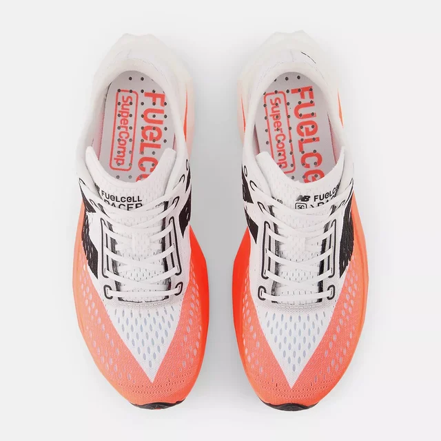 New Balance FC SuperComp Pacer v2 44 Rask gatesko til herre - URGENT RED 