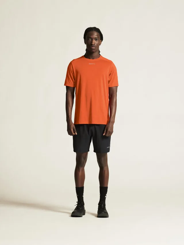 Craft M Trøye SS Adv Essence 2 M Myk & funksjonell trenings-t-skjorte - S 