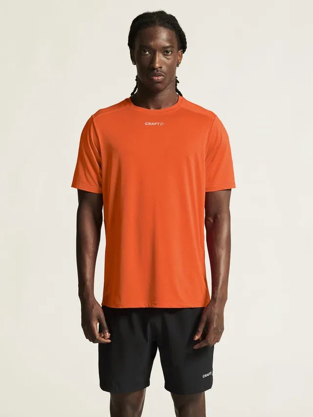 Craft M Trøye SS Adv Essence 2 M Myk & funksjonell trenings-t-skjorte - S 