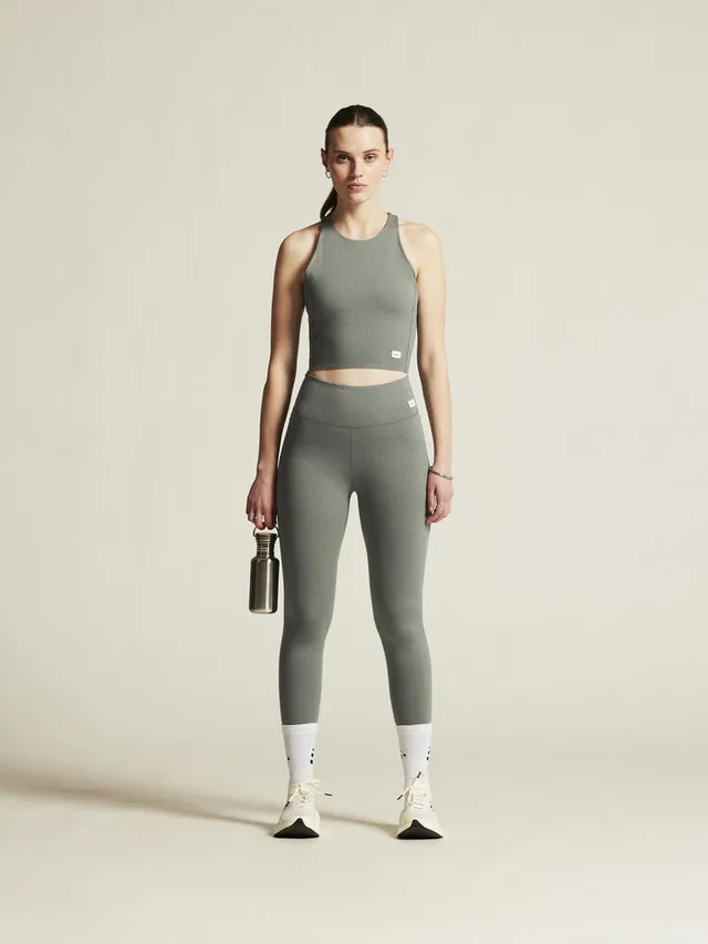 Craft W Singlet Collective Cropped S myk og elastisk treningssinglet - Leaf 