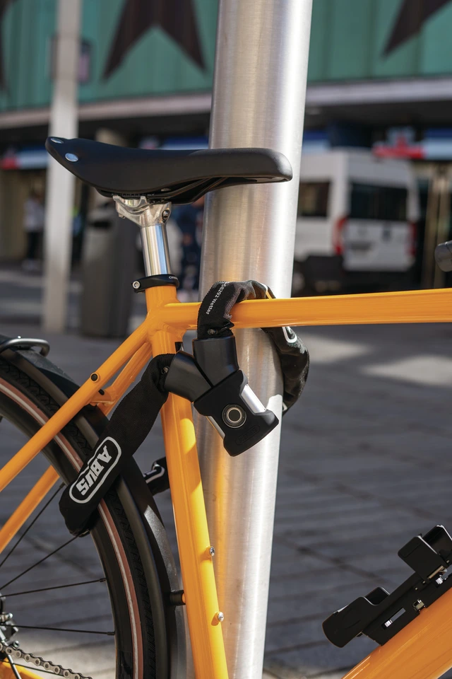 Abus Kjettinglås Yardo 7807F/110 Black Lynrask lås med fingeravtrykkscanner 