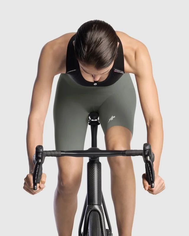 Assos Dame Dyora R Bib Shorts S11 L Aerodynamisk sykkelshorts - EdGr 