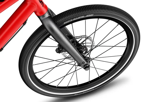 Woom 4 Explore Barnesykkel 20" Red Optimalisert barnesykkel med skivebrems 