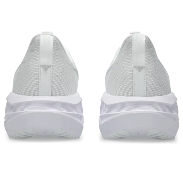 Asics Herre Løpesko Novablast 5 44,5 Allsidig allroundsko med god demping -Wh 