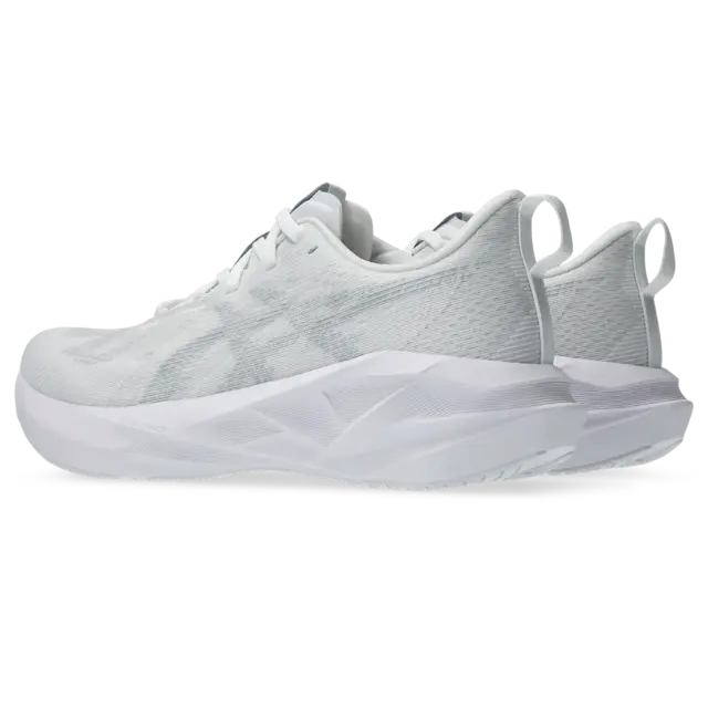 Asics Dame Løpesko Novablast 5 39,5 Allsidig løpesko med god demping - WhPi 