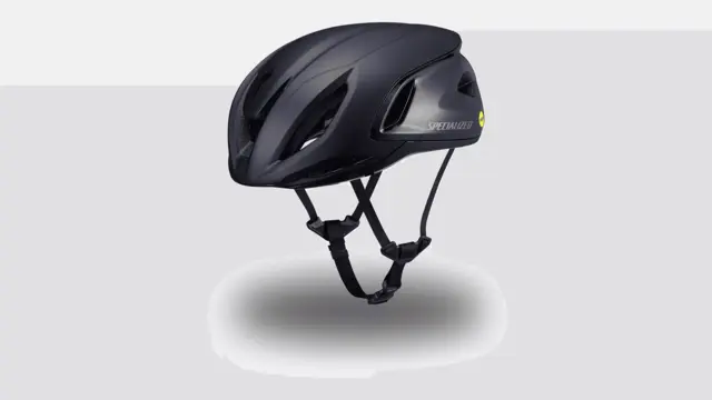 Specialized Hjelm Propero 4 M Aerodynamisk og ventilert hjelm - Black 
