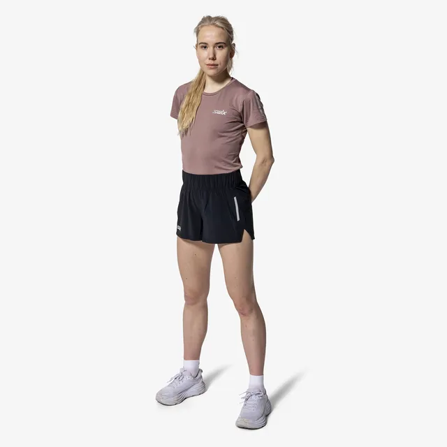 Swix Dame Shorts Pace Light L Lett løpeshorts til varme dager Black 