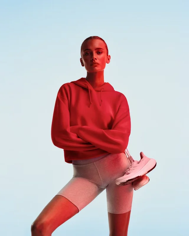 Johaug Genser ATH Smooth Hoodie M Luksuriøs myk og elastisk - Red 