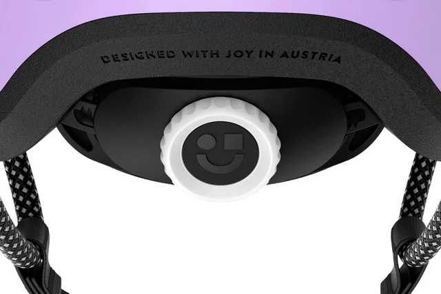 Woom Hjelm 3.0 M Oppgradert og sikker hjelm til barn - Li 