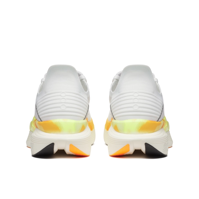 Saucony Løpesko Endorphin Elite 2 42 Konkurransesko med karbonplate 