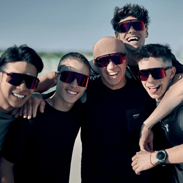 Oakley Sutro Lite Prizm Road Sportsbrille med godt synsfelt - MaBlack 