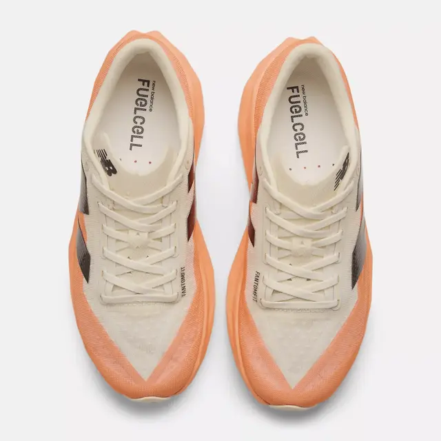 New Balance FuelCell Rebel v4 45,5 Lett sko til løping og hverdag Men- HoMa 