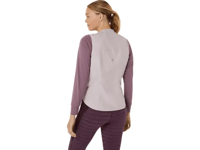 Asics W Nagino Run Padded Vest XS Perfekt beskyttelse mot vær og vind-WaRo 