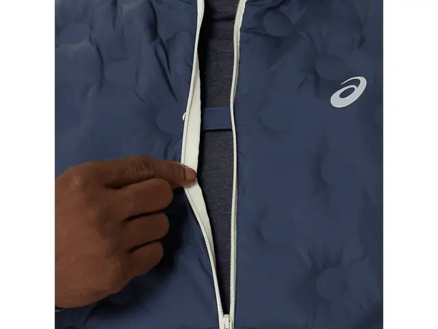 Asics Herre Road Winter Vest S Perfekt ekstralag på kalde dager - Mdngt 