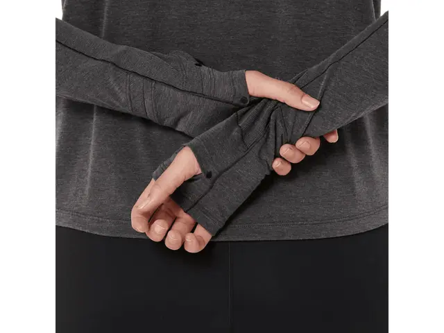 Asics W Metarun LS Trøye XS Perfekt på kalde og sure dager-BLACK 