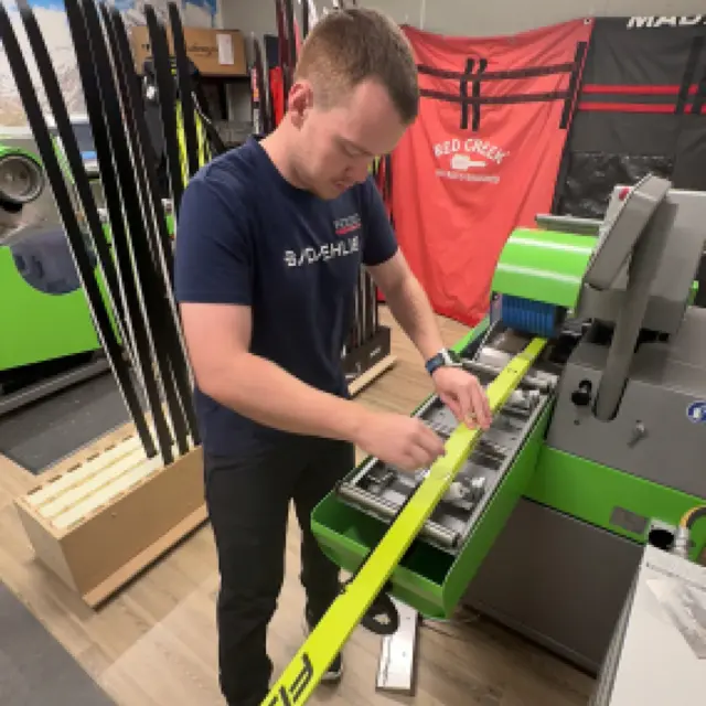 FOSS Sport Slip - FS Hvit Slip for rundt null grader/høy fuktighet 