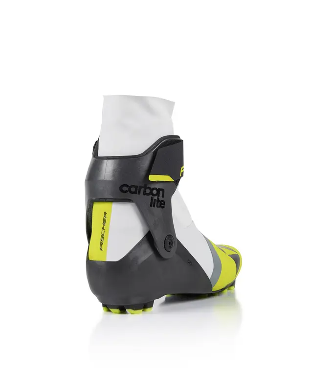 Fischer Dame Skisko Carbonlite Skate 38 Mindre vekt, bedre komfort 