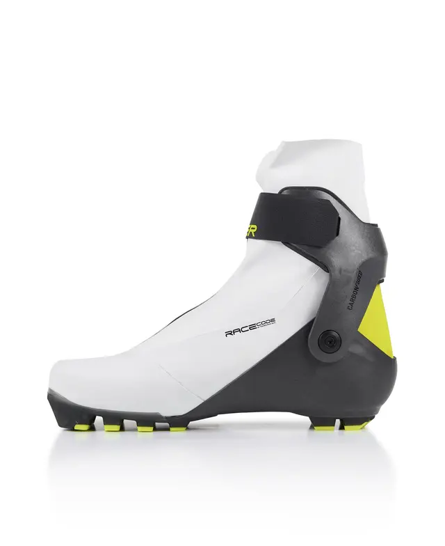 Fischer Dame Skisko Carbonlite Skate 38 Mindre vekt, bedre komfort 