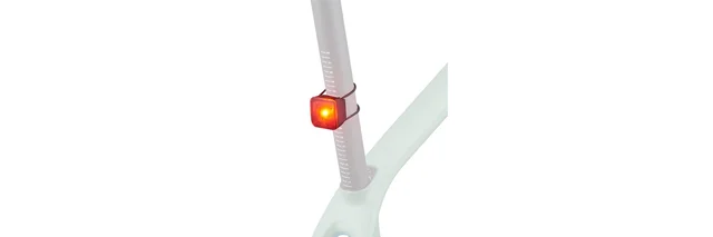 Specialized Flash Pack Sykkellykt Bli sett på veien med lys foran og bak 