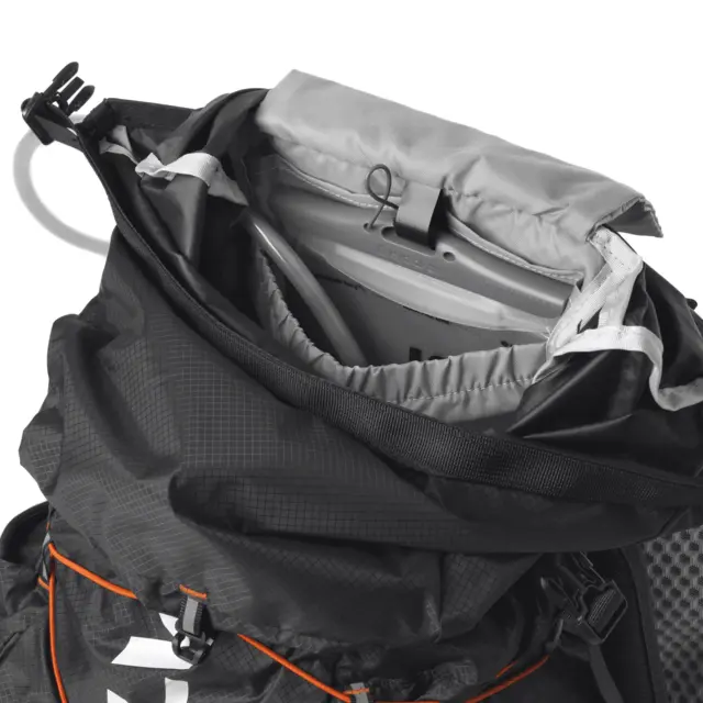 Silva Strive Mountain Pack 17+3 XS/S God lagringsplass til lengre turer 