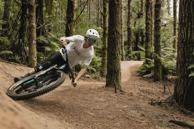 Sweet Primer Mips Hjelm M/L Komfort, Passform og ventilasjon, MWHITE 