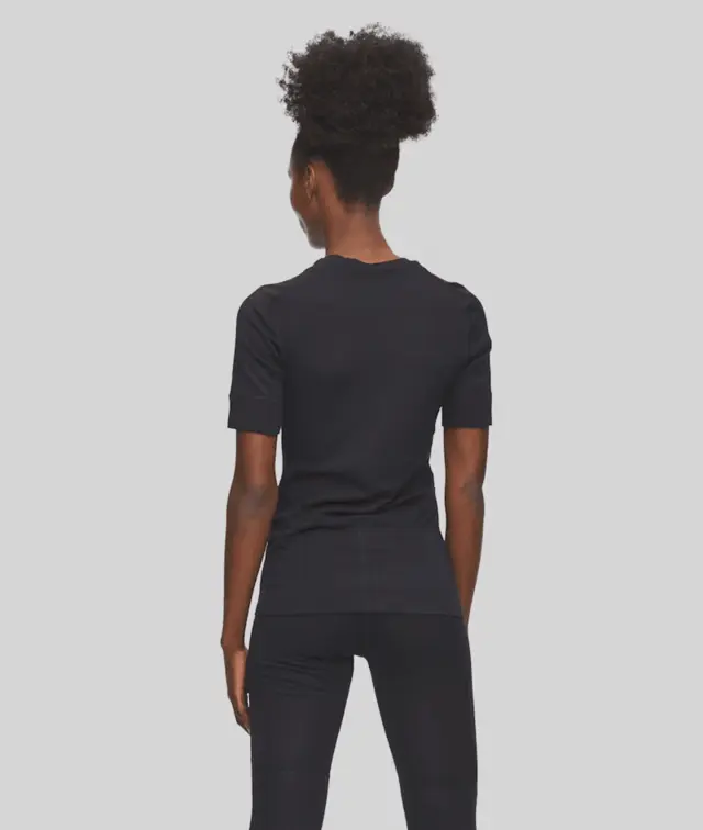 Johaug Dame Lithe Tech Ull Trøye XL En feminin, sporty t-skjorte i ull TBLCK 