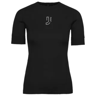 Johaug Dame Lithe Tech Ull Tr&#248;ye En feminin, sporty t-skjorte i ull TBLCK