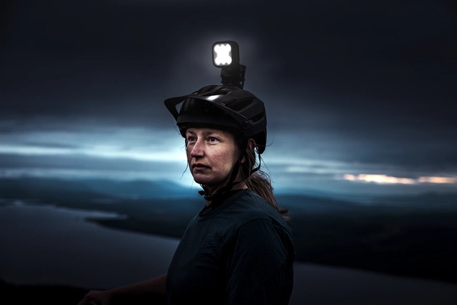 Silva Spectra A Hodelykt Multisport hodelykt med 10000 lumen 