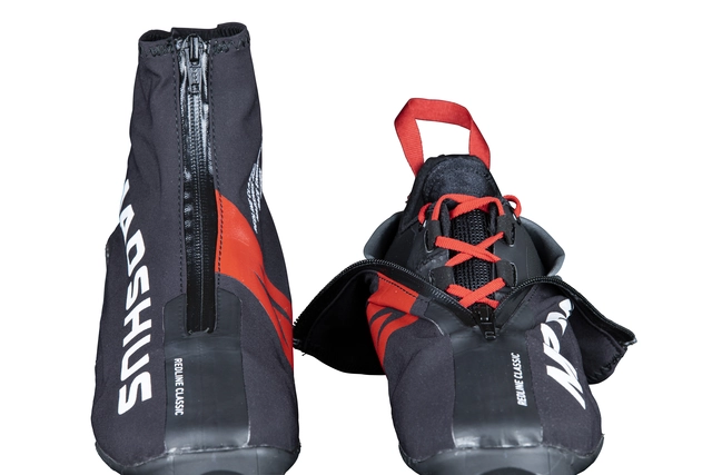 Madshus Redline Classic Langrennsko 40 Racing World Cup klassiskstøvel 22/23 