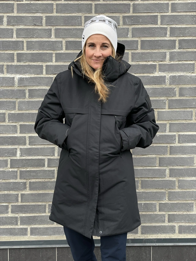 Northug Chamonix Parka Dame L Varm parkas for de kalde dagene Black 