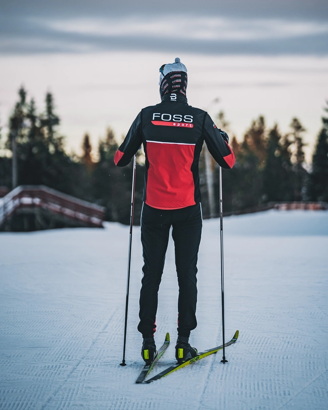 FOSS Sport Race Softshell Jakke Herre S Dæhlie skijakke med FOSS Sport logo 